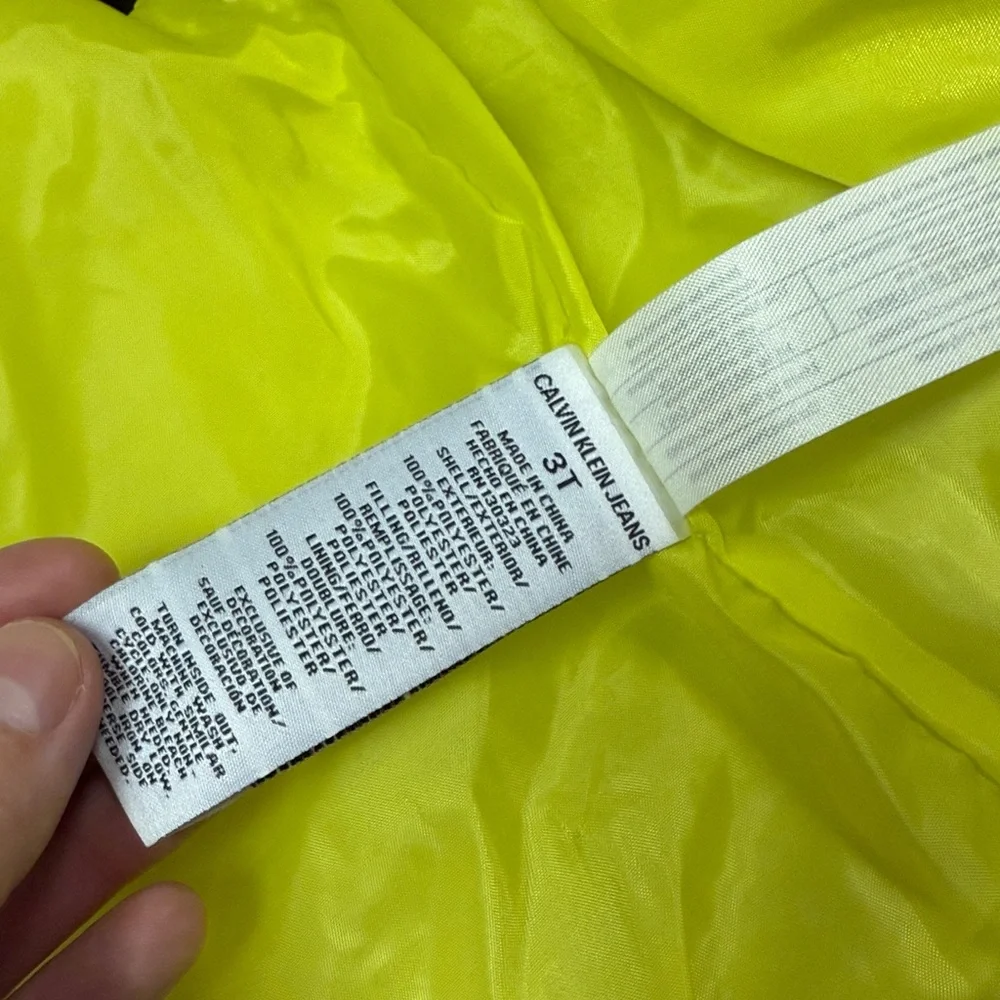 Calvin Klein toddler boys vest size 3T - Picture 4 of 5